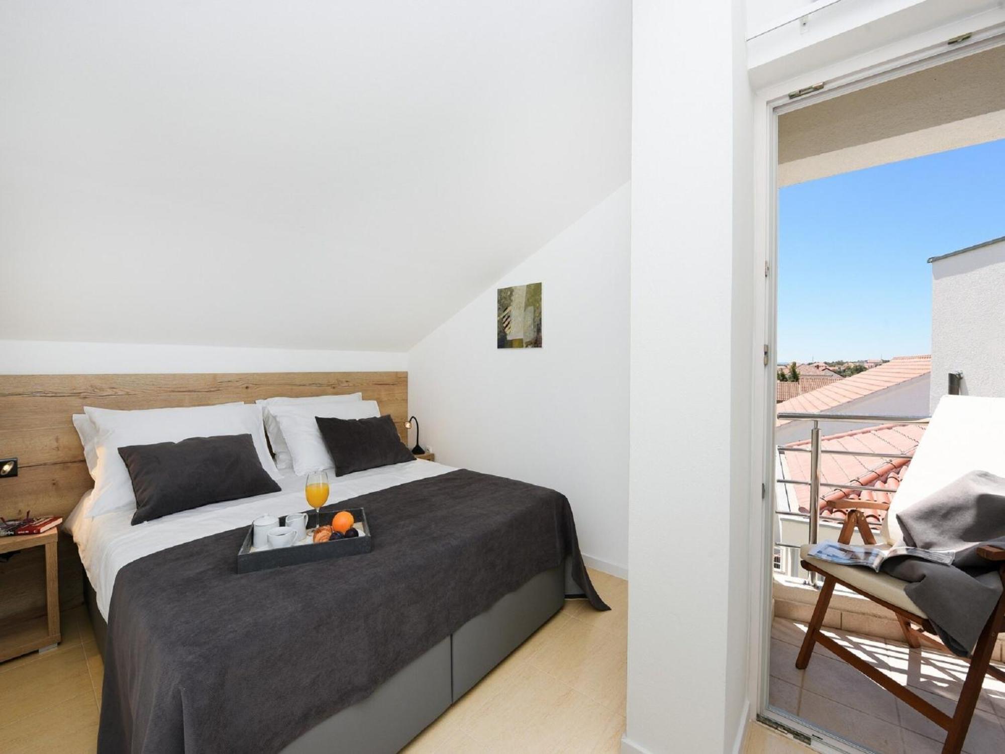 Modern Villa In Nin With Terrace Екстер'єр фото